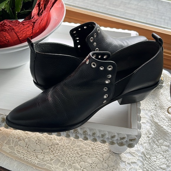 Rebecca Minkoff black leather booties - Picture 1 of 9